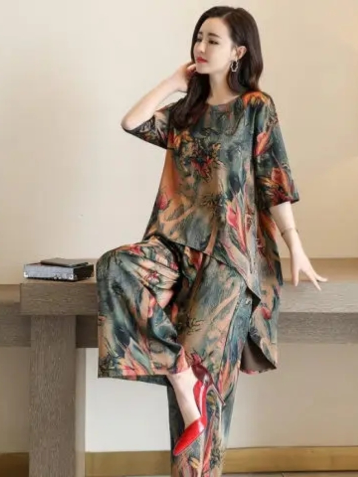 Moda Baskılı Kısa Kollu İnce G - Women Fashion Over The Years incelemesi ve fiyatı