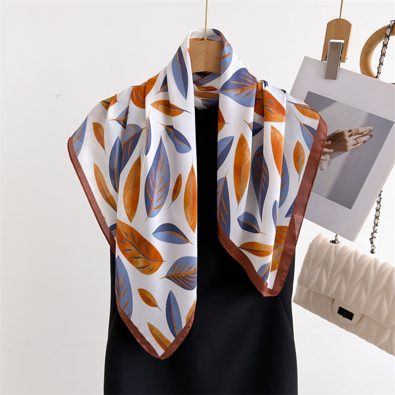 Lüks Marka Baskı 70 cm Kare Eş - Women Fashion Necktie incelemesi ve fiyatı